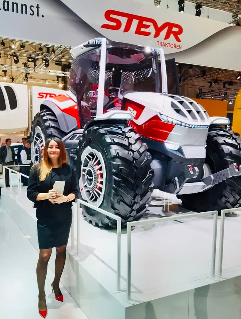 Launching The 2019 Steyr Hybrid Konzept, Agritechnica 2019